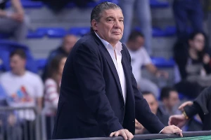 Dončić zapretio Nibu oduzimanjem pasoša, Miško upozorio Sloveniju na posledice