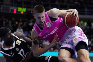 POLUVREME - Partizanu se smeši još jedna drama, Mega vodi!