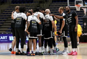 POLUVREME - Pejn opet rešeta, konačno je i Murinen zaigrao, a Džabari se dosađuje na klupi