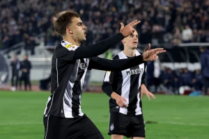 POLUVREME - Penal, crveni, Tanjga promašio sa Tanjgom, Partizan vodi!