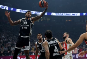 TABELA - Zvezda sve dalje od vrha, Partizan ima šansu sezone u duplom kolu