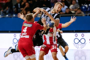 POLUVREME - Zvezda briljira protiv Partizana!