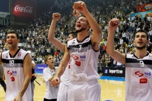 Partizan se seli u ''Arenu''!