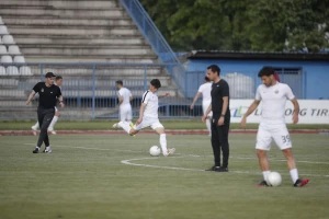 Poluvreme - Bledi Partizan gubi u Lučanima (TVITOVI)