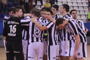 Partizan ''zakucao'' Zvezdu za dno tabele