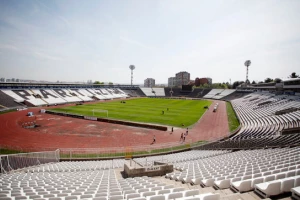 Partizan - Počeli radovi na terenu u Humskoj!