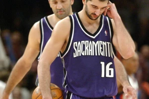 Divac jednom, Stojaković tri puta, da li je vreme za trećeg?