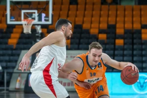 Rutina Ulma, Huventud održao čas košarke Metropolitansu, Gagić i Radičević solidni u porazu