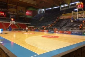 Grmeće sa tribina, "Pionir" rasrodat