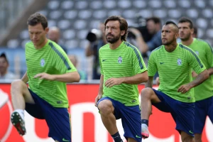 Ne jednog, Pirlo hoće dvojicu bivših saigrača u Juventusu! Ovo su ideje novog trenera oko pojačanja!
