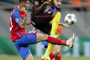 Rumun "skinuo paučinu"