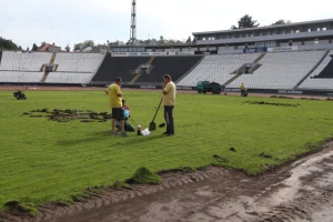 UEFA šalje novac za sređivanje terena u Super ligi