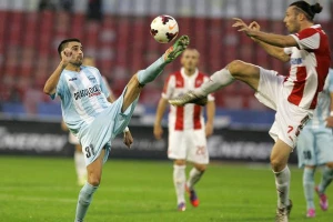 Gol sa svoje polovine za pobedu!