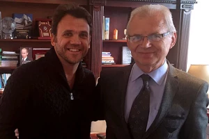 ''Delije'', jeste li videli ko je došao da podrži Zvezdu? Sećate li se njegovih golova u derbijima?