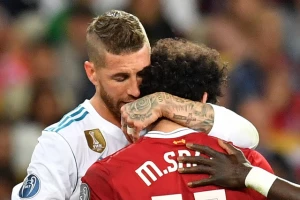 I zagrljaj i reči utehe, ali i osmeh Serhija Ramosa o kom se priča!