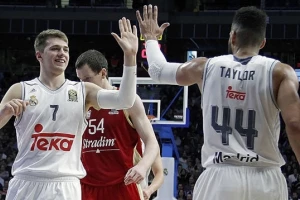 Luka Dončić "izuo iz patika" Dejana Todorovića