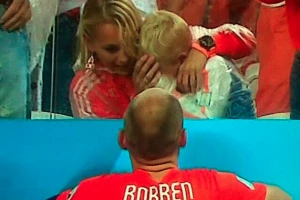 Romero rasplakao Robenovog sina...
