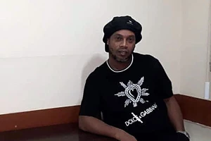Na svu muku, Ronaldinjo "stradao" zbog struje!