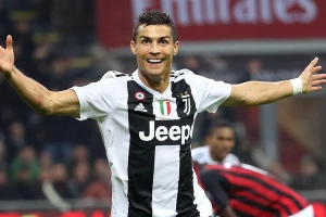 Umesto cveća na sahranu donesite Ronaldove golove!