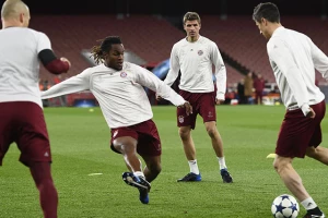 Renato Sančez i Milan - Koliko je realno?