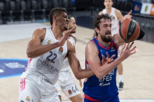 Barsin reket sve jači, stigao šampion Evrope