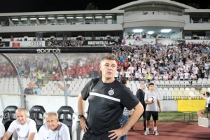 Nije Savo ono slučajno rekao, Partizan već u septembru ima ''biti il' ne biti'' utakmicu! Ali, gde je ''nestalo'' nekoliko letnjih pojačanja?