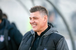 Savo mešao, evo ko počinje za crno-bele! (SASTAVI)