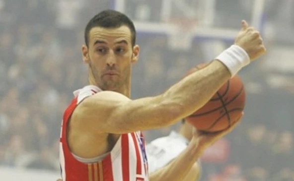 kkcrvenazvezda.rs