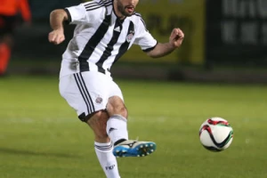 Farfan vs Snajder - Čiji je "ringišpil" bolji?