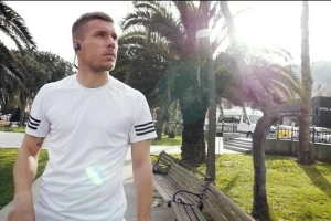 Lukas Podolski ušao u istoriju u svom meču karijere!