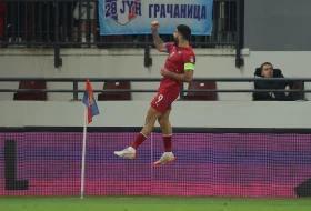 POLUVREME - Mitrović golovima slavi jubilej, Srbija se ne muči sa Andorom!