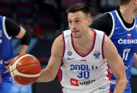 Aleksa: "Naša čela su podignuta"