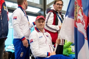 Srbija odbranila zlato novim svetskim rekordom, Ristić osvojio srebro