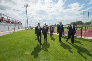 "Nacionalni stadion" kod aerodroma ili u Železniku?