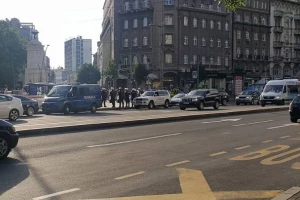 Beograd pod opsadom - Za navijače i policiju derbi je već počeo!