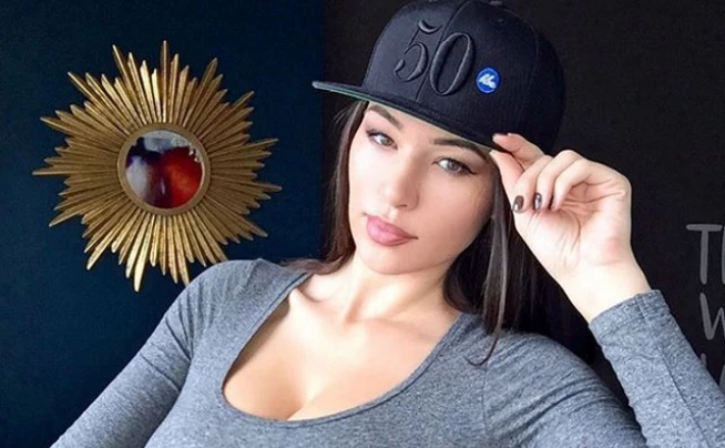instagram.com/jennajenovich