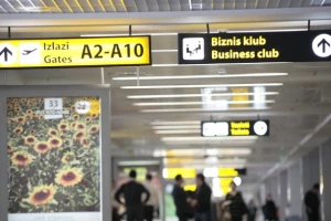 Zvezdinim fudbalerima priređen doček na aerodromu