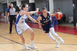 Srpske košarkašice ubedljive na premijeri novih dresova!
