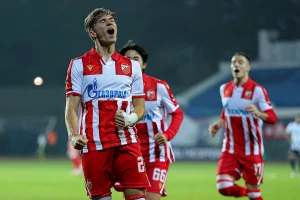 POLUVREME - Kostov pogodio za Zvezdino vođstvo u Subotici, Spartaku poništena dva gola!