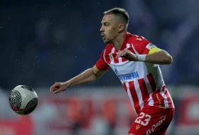 "Bomba" iz Pančeva, najtrofejniji fudbaler u istoriji Zvezde na radaru Železničara?