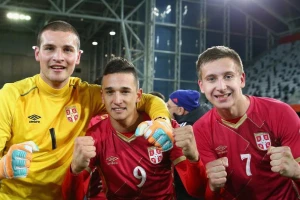 "Orlići" sa novim frizurama napadaju Amere!