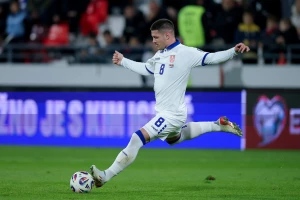 SASTAVI - Rajković na golu, Jović napada Arape, superofanzivni vezni trio Srbije!