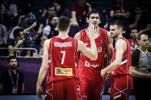 Zoran Savić: "Košarka nam je u ogromnom problemu, kome da ostavimo decu?"