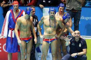 ''Delfini'': ''Zar nas niko nije gledao!?''