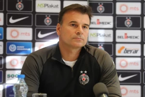 Stanojević besan kao ris, grozi se na Mrkelino "zastrašivanje": "Ja ništa nisam pričao kada je Partizan zaostajao!"