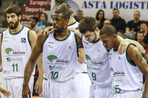 Marković na štakama stigao u "Pionir"!