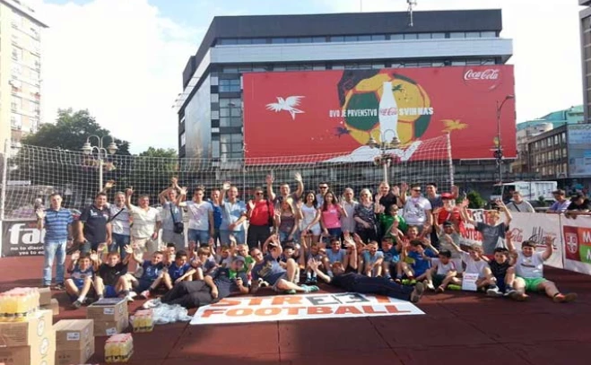 https://www.facebook.com/streetfootballsrbija