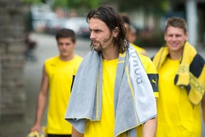 Ništa od Premijer lige - Subotić napustio Dortmund!