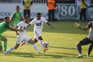 Partizan sam sebi zakomplikovao situaciju - Igrač manje, gol više, pobeda se piše!