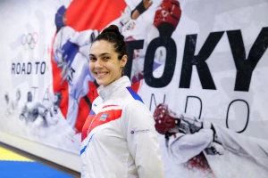 Taktički besprekorna Milica Mandić u finalu, obezbeđena medalja za Srbiju!